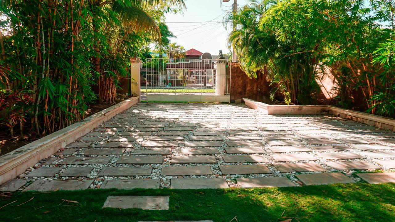 Villa Los Aguiluchos Chetumal Eksteriør billede