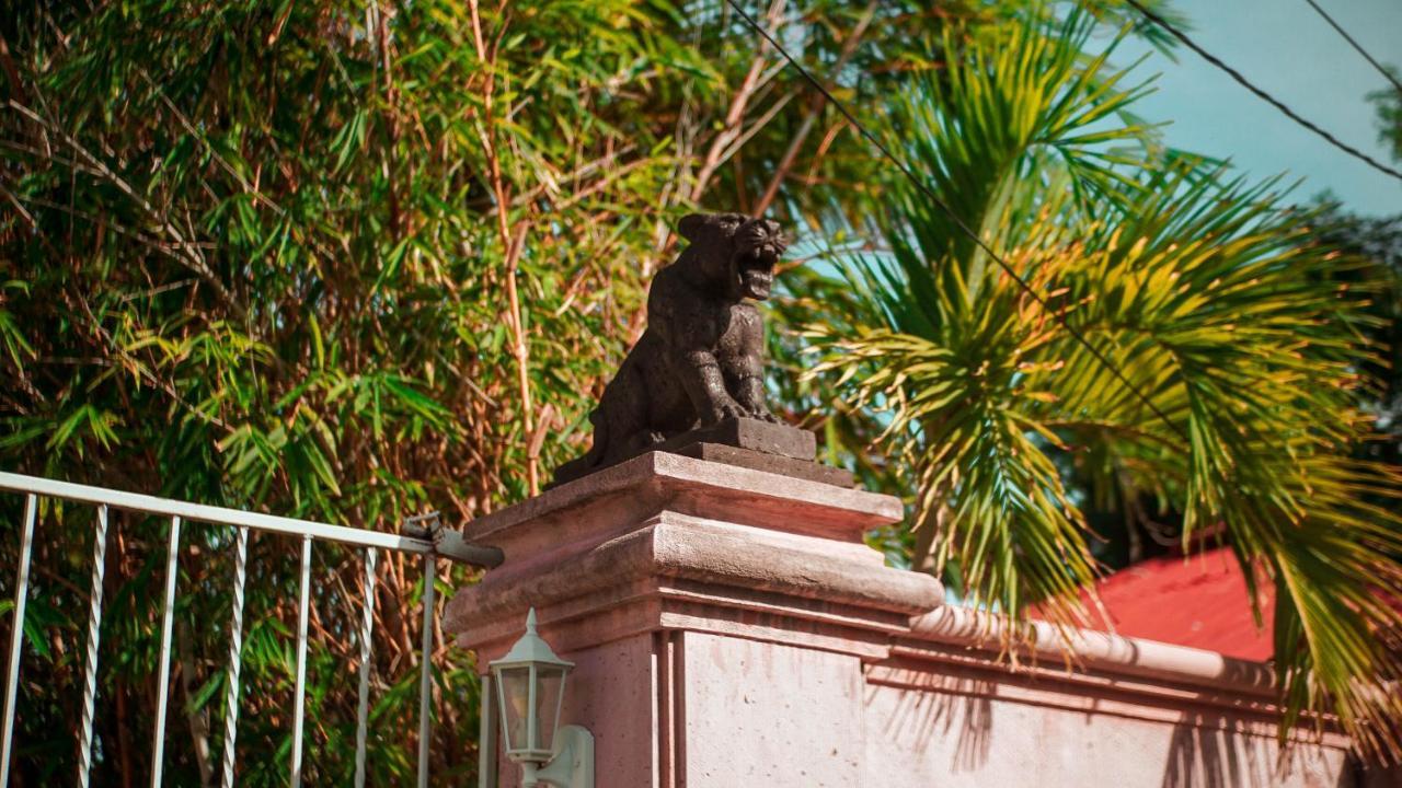 Villa Los Aguiluchos Chetumal Eksteriør billede